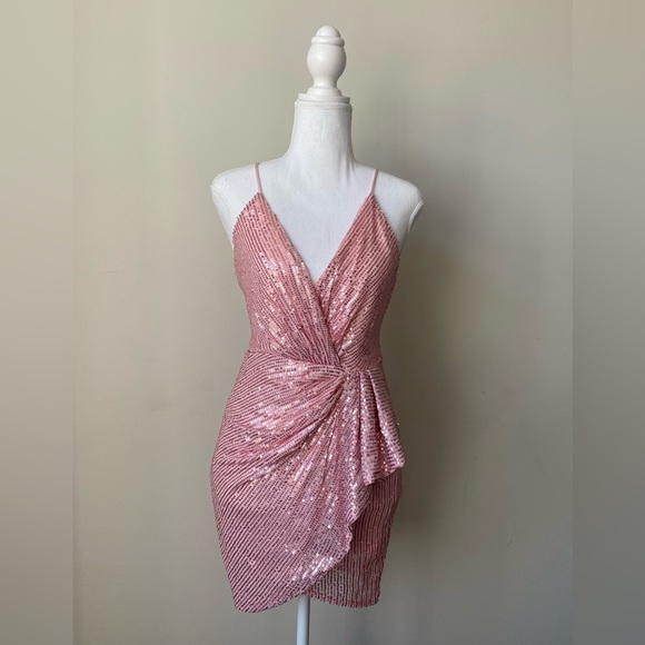 Champaign pink dress in size medium - Picture 1 of 3